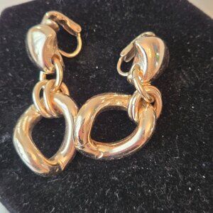 Vintage Signed Carolee Link Clip-on Earrings